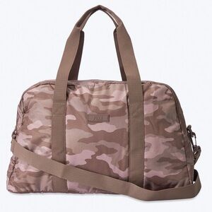 Victoria Secret Pink Purple/Pink Camo Gym Bag